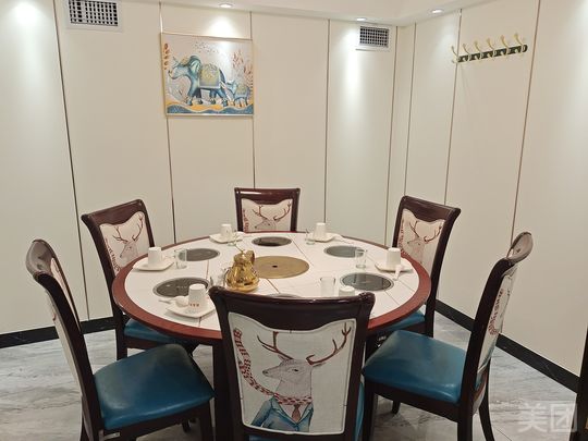 小包间.jpg